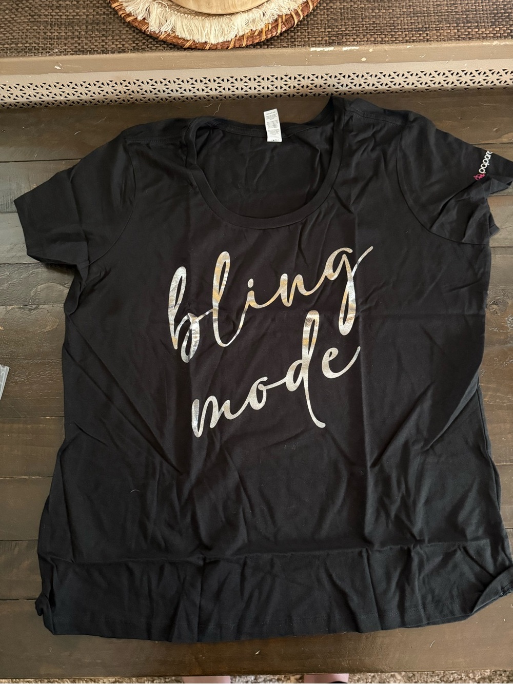 PAPARAZZI Bling Mode Black Graphic Tee